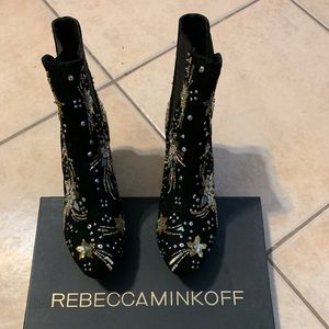 Rebecca mink off booties , size 7.5 .